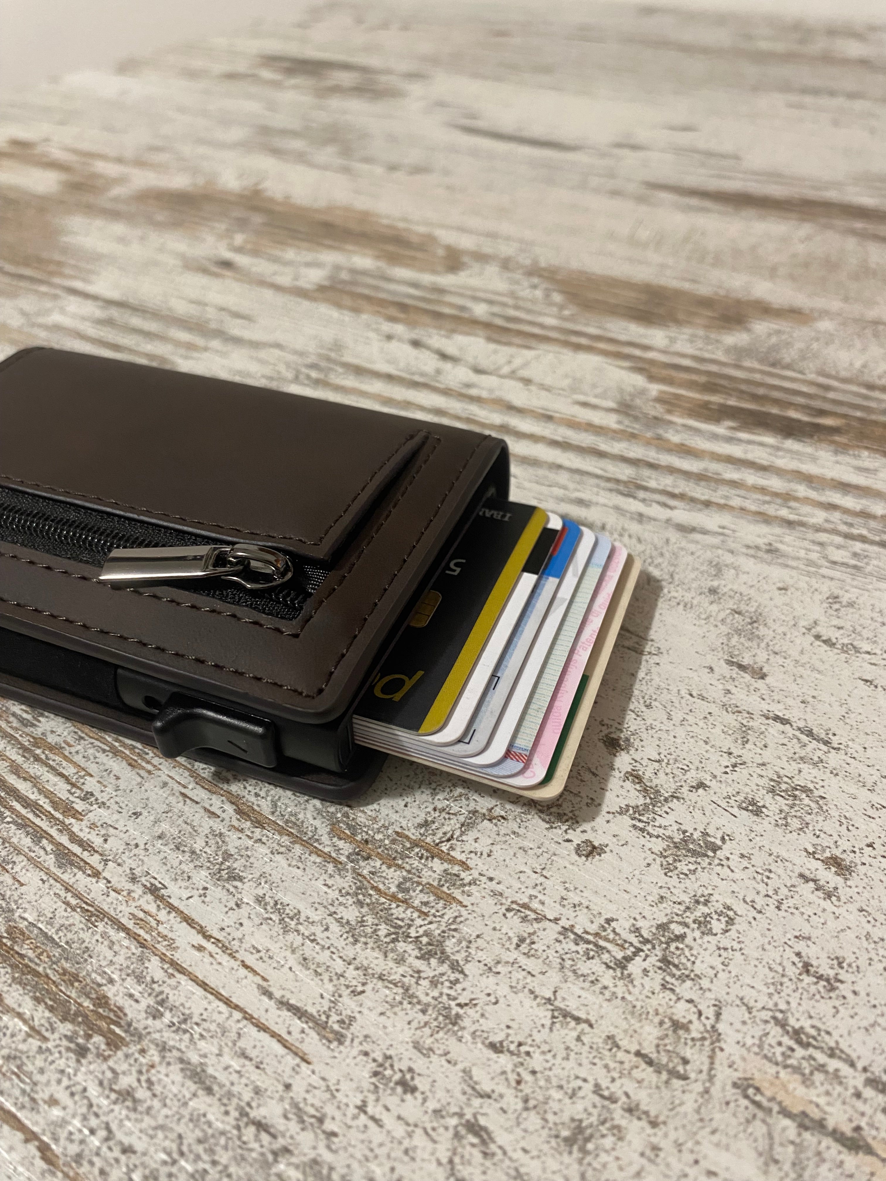 PORTAFOGLIO RFID NOVIIK