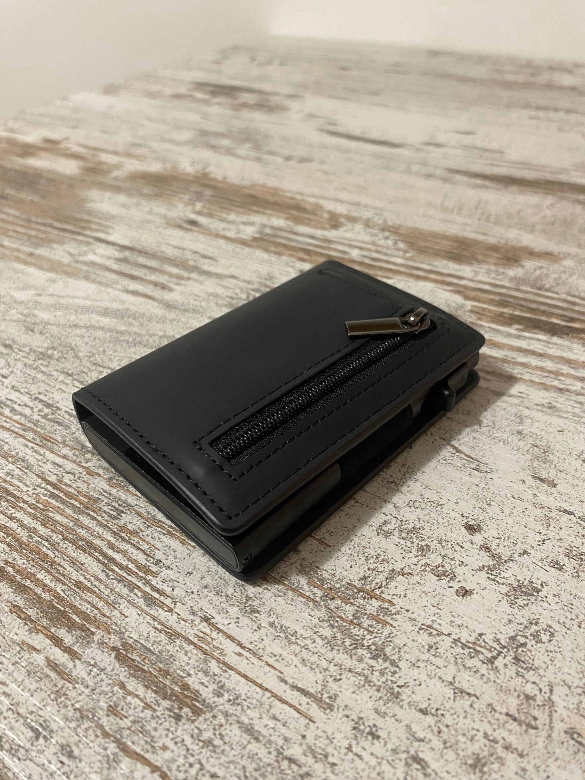 PORTAFOGLIO RFID NOVIIK