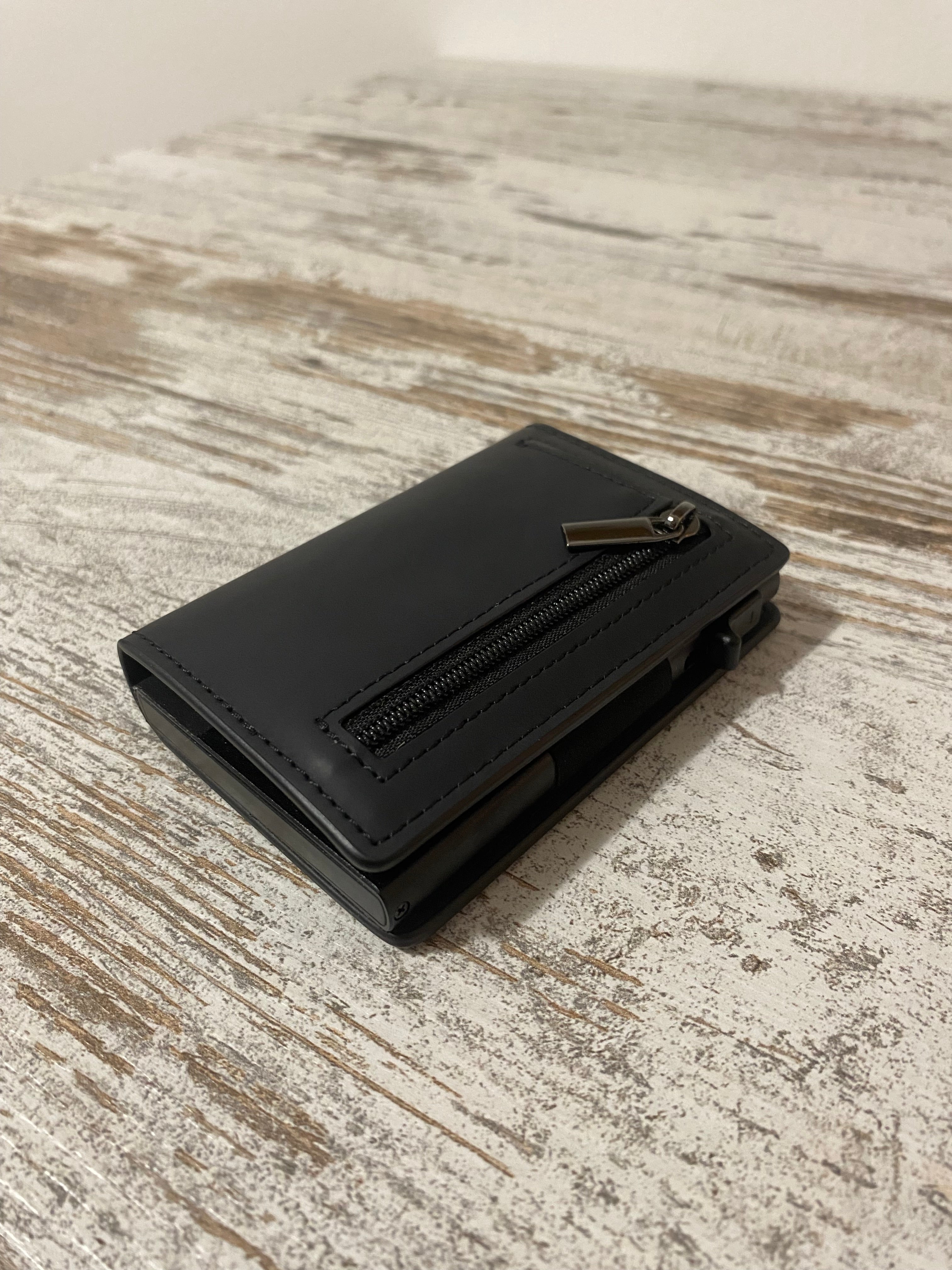 PORTAFOGLIO RFID NOVIIK